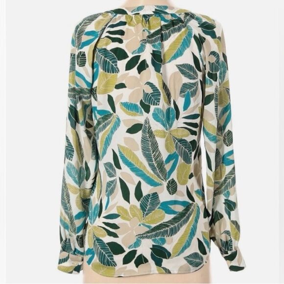 BR XL Beautiful White Green Cream Tropical Leaf Print Long Sleeve Blouse - Picture 2 of 16